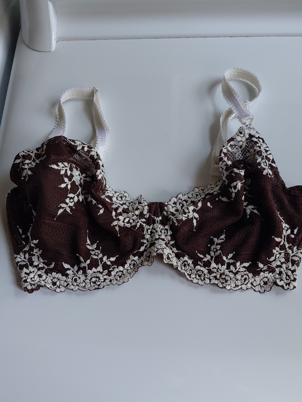 Delicate Floral Lace Underwire Bralette 36DD